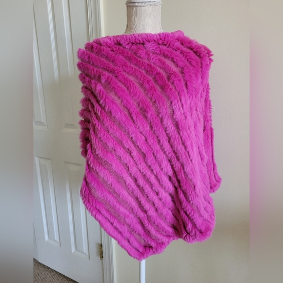 Real fur poncho/cave - Picture 2 of 5